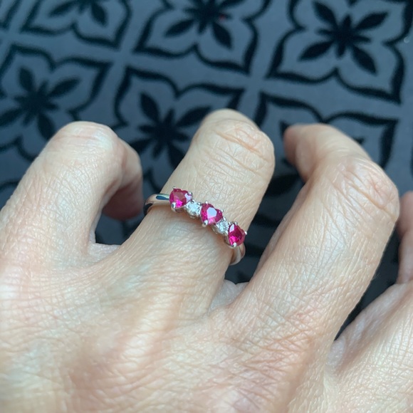 *Certified* Platinum Ruby Diamond Ring - Picture 2 of 5